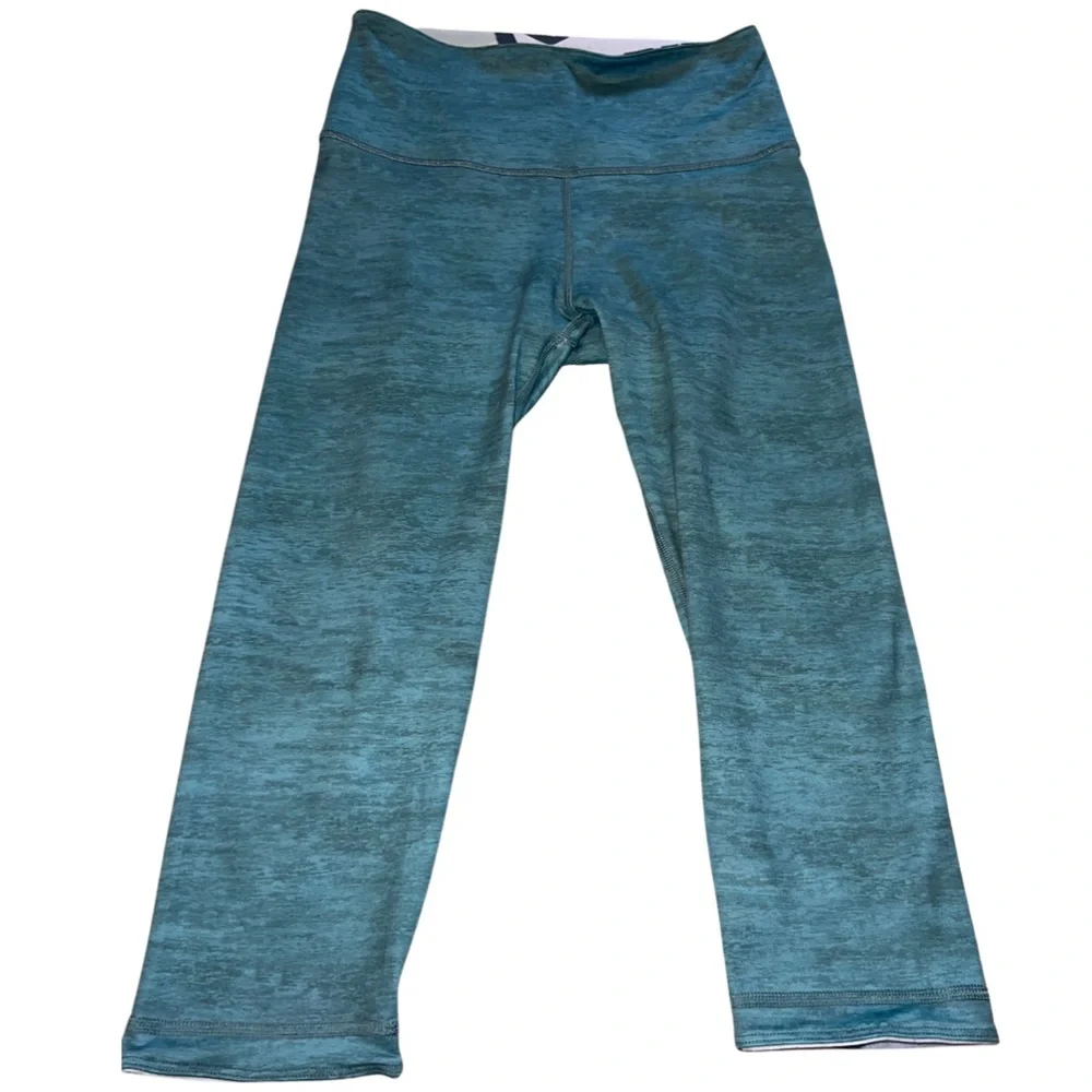 Peloton WITH Bowie Capri Leggings - Medium - Picture 3 of 7